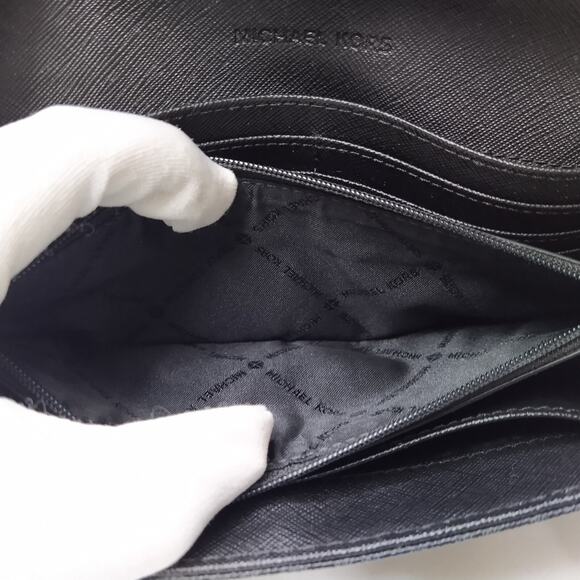 Michael Kors Black Leather MK Printed Round Logo Credit Card Bifold Wallet - Picture 16 of 16